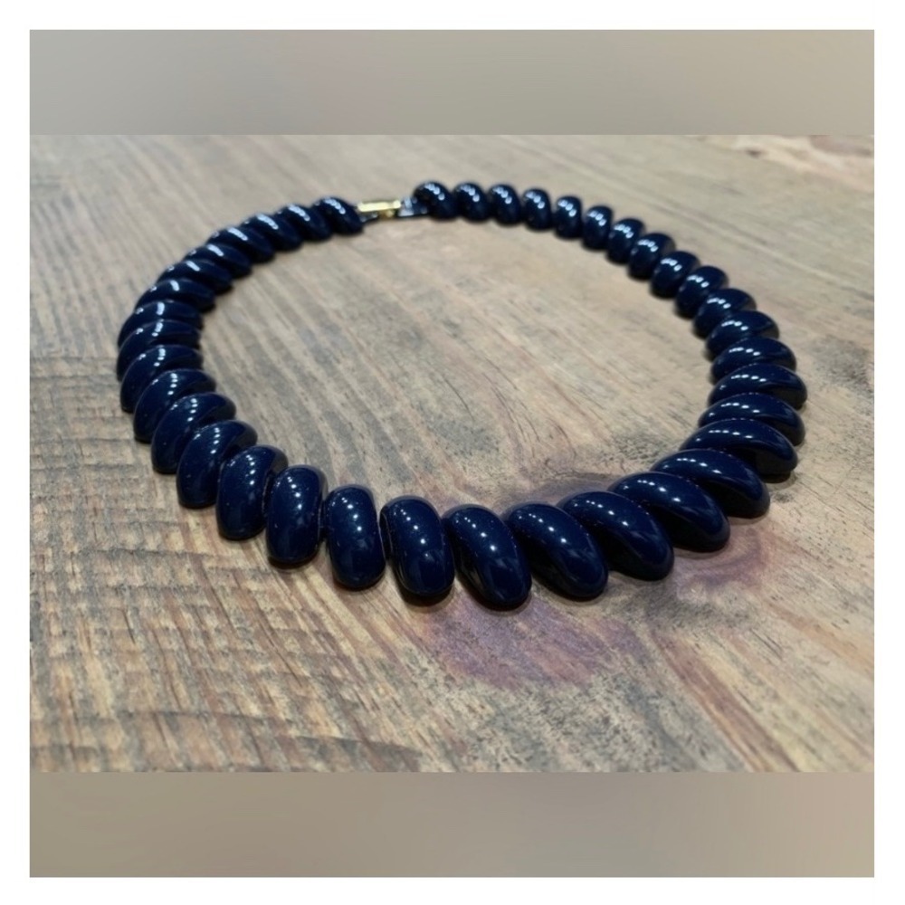 Napier Navy Blue Twisted Bead Necklace Vintage Gold Clasp Retro Minimalist 90s - Picture 4 of 5